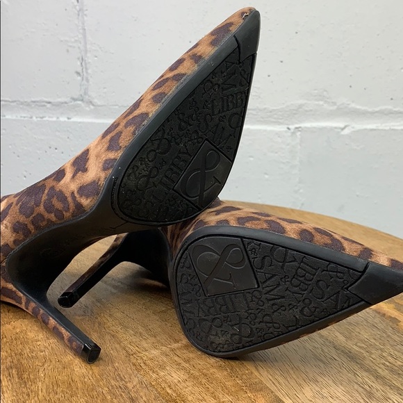Sam & Libby leopard 🐆 print pumps - Picture 8 of 8